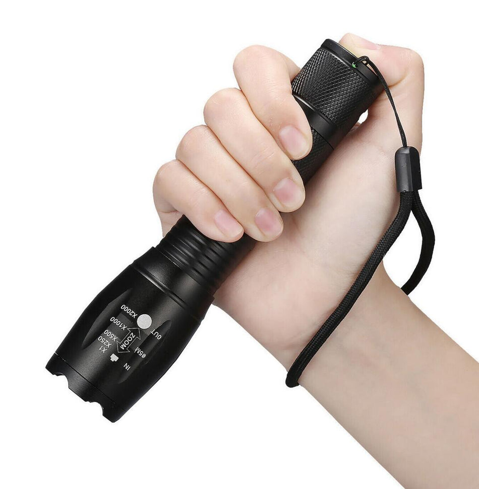 Skysted A100 Single Mode Zoomable Flashlight 10W 6500K LED 1000 Lumen (3x AAA /1x 18650)