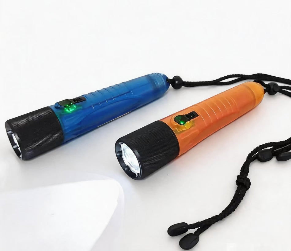 Ruizhiheng H20 Professional Diving Flashlight 1500 Lumen Built-in 15000mAh Battery /USB Type Charging +4.2V DC Charging /Power Bank