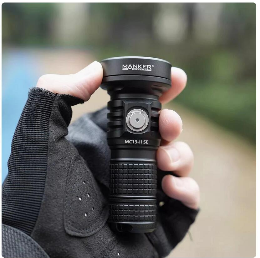 Mankerlight MC13 II SE Pocket Spotlight EDC Flashlight 4500 Lumen 660 Meter USB Type-C Rechargeable(1x 18350/1x 18650)-Black