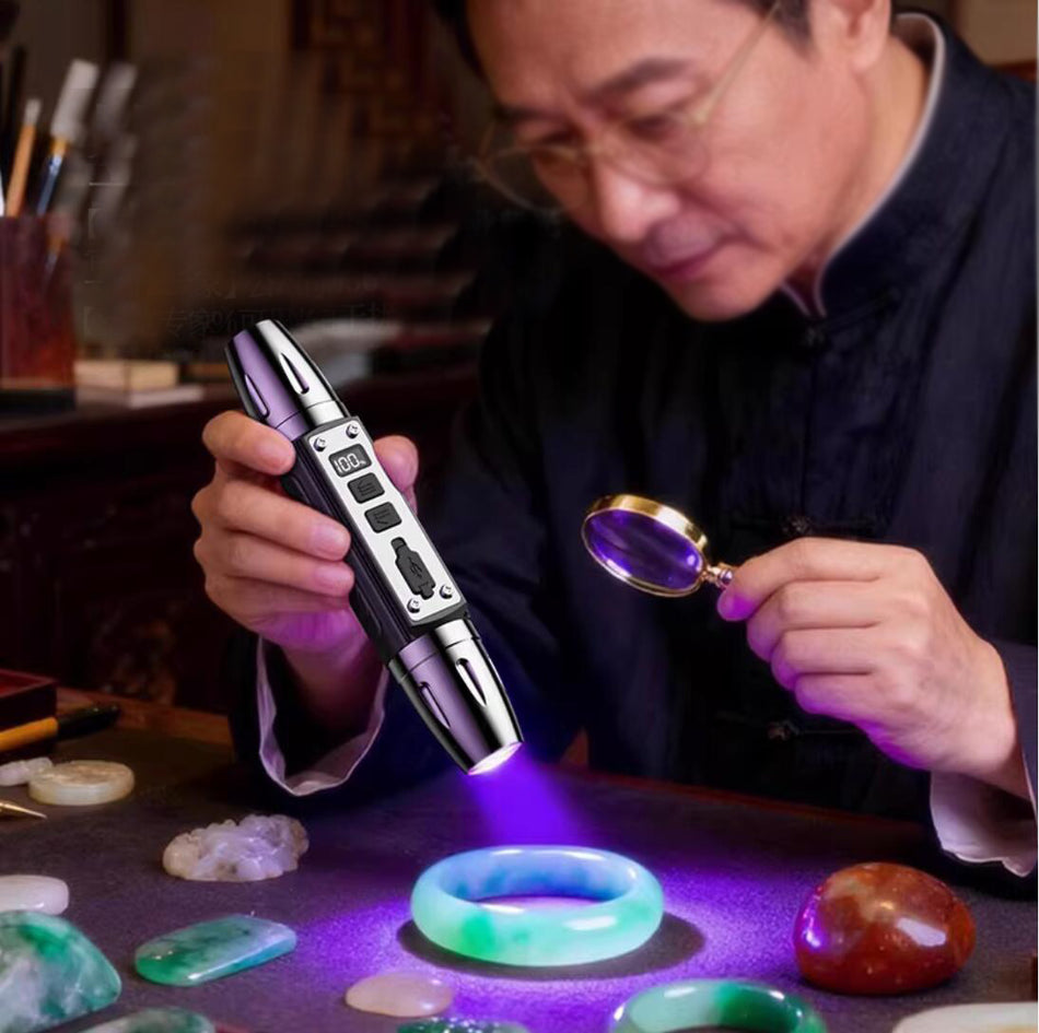 4-in-1 White Yellow UV 365nm 395nm LED LCD Flashlight for Jewelry Jade Pet Stains Money Scorpion Light(TYPE-C USB CHARGING))